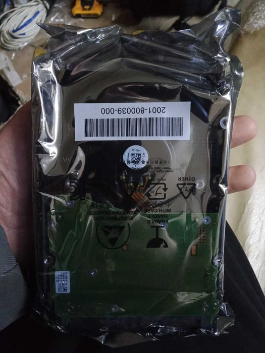 Жесткий диск 10тб