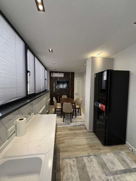 Мирабадский госпитальный  5-ком кв ор-р кафе Анор