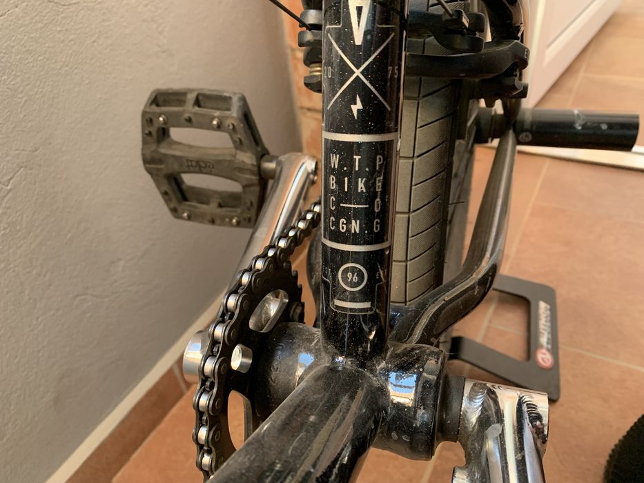 Продам трюковый велосипед BMX оригинал