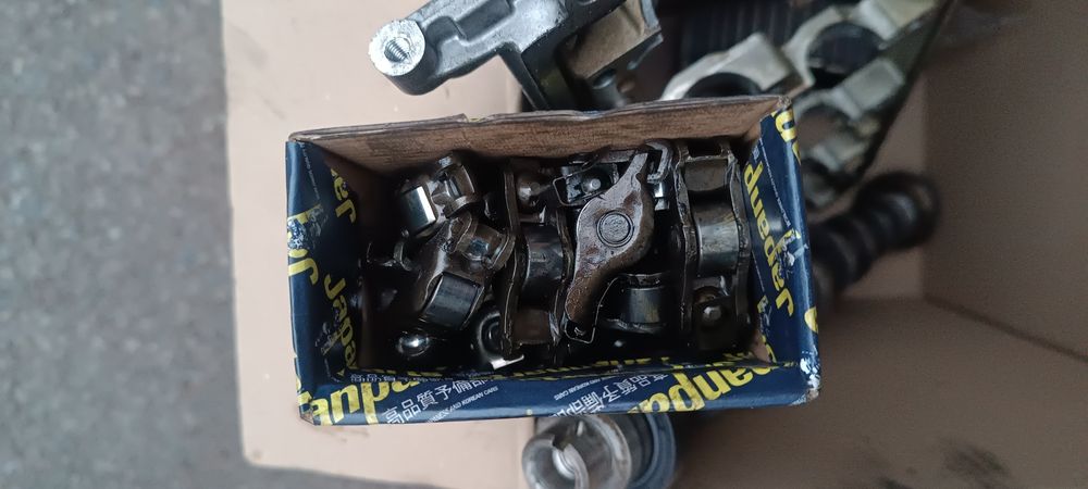 Axe cam,suport,pinion,tacheți audi A4 b8 2.0CAGA