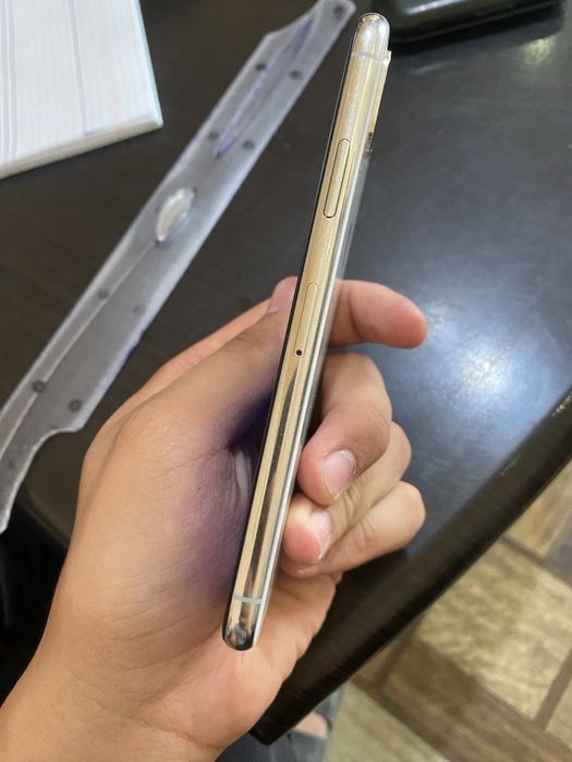 IPhone xs 64 gb 75%