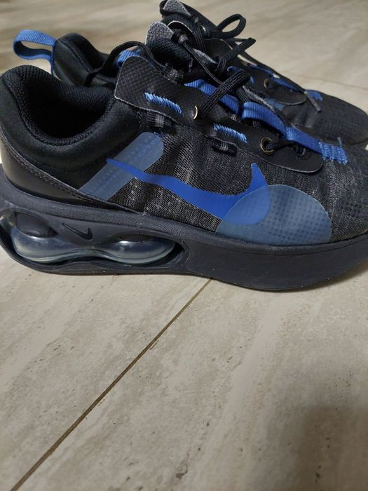 Adidas Nike Air max 38