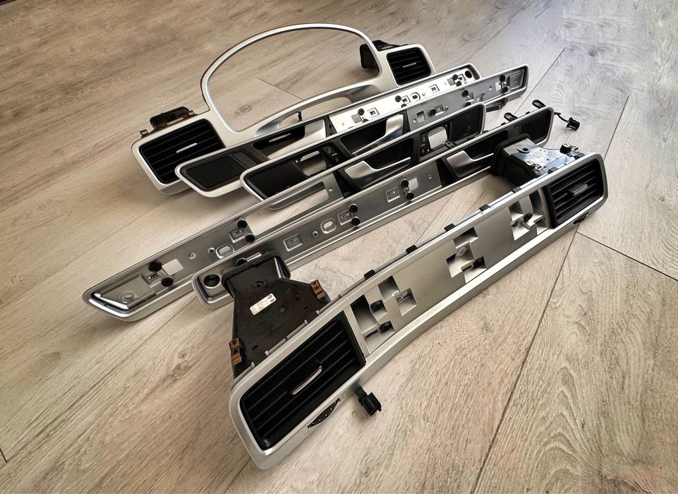 Ornamente bord consola Touareg 7P