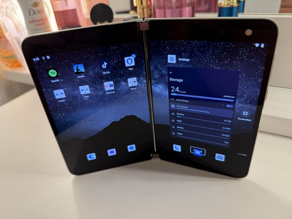 Telefon Microsoft Surface Duo 256GB