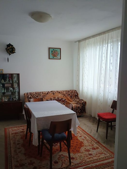 Vând apartament  2 camere