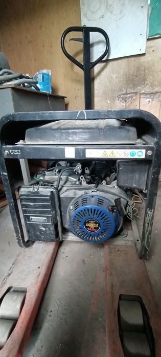 Генератор Firman SGW 230E