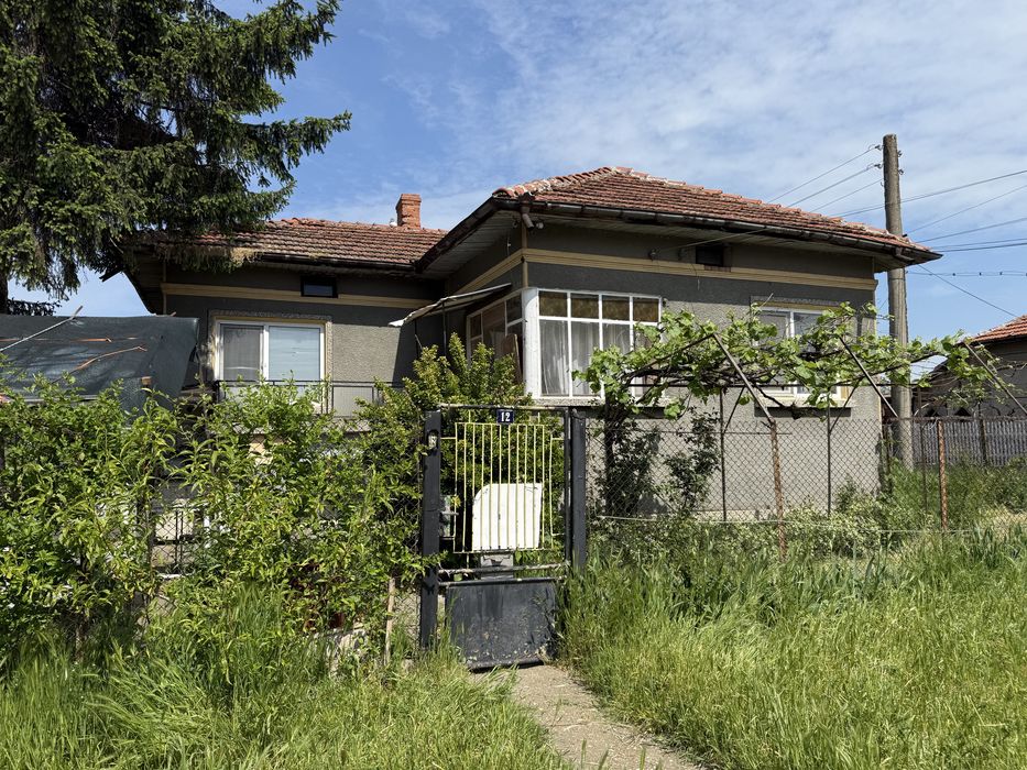 Монолитна къща в Тутракан