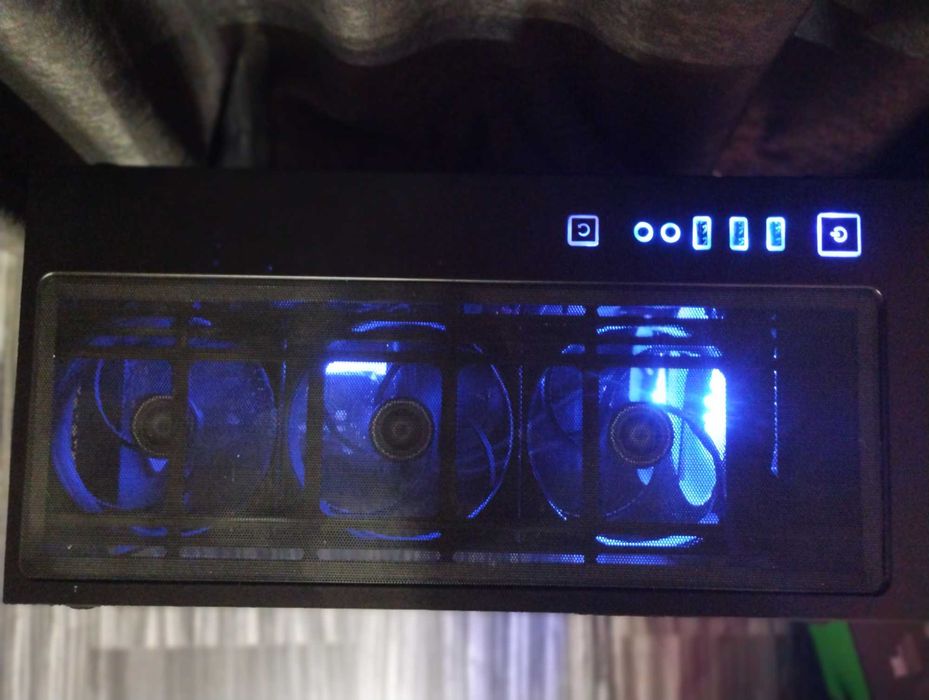 Геймърски компютър / Gaming PC GTX 1650 OVERCLOCKED, ryzen 5 3600, RGB