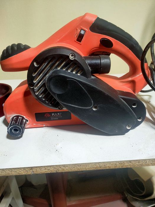 Продам лентачную машинку