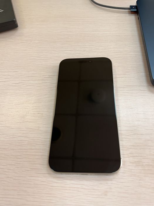Iphone 16 pro max natural titan