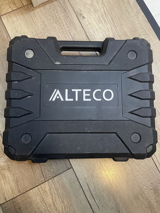 Продам перфоратор и шуруповерт Alteco идельная