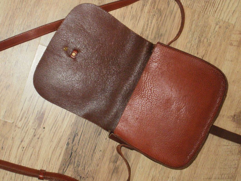 нова малка дамска чанта естествена кожа