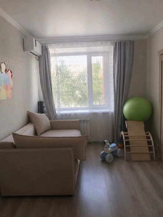 Продам  1- ком. квартиру Алтын Арман