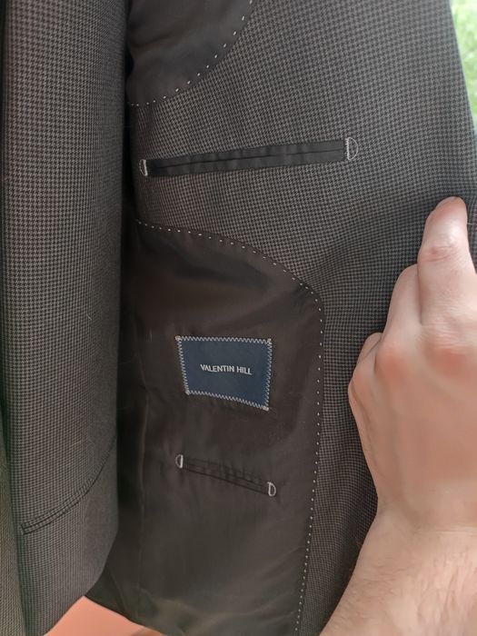 продам костюм тройку valentine hill