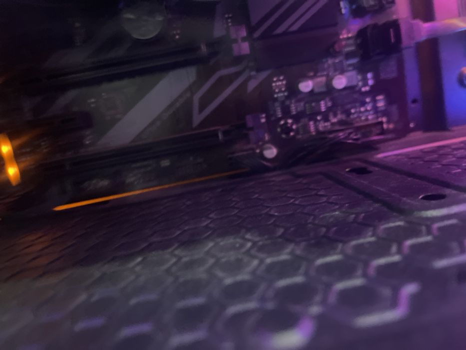 Продаю материнку и процессор