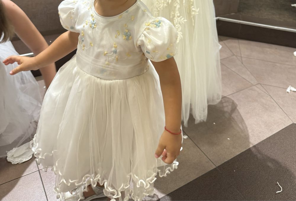 Официална рокля 2-3 г