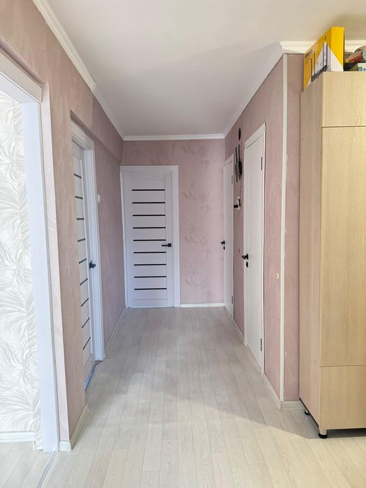 Продам квартиру 3-х комн