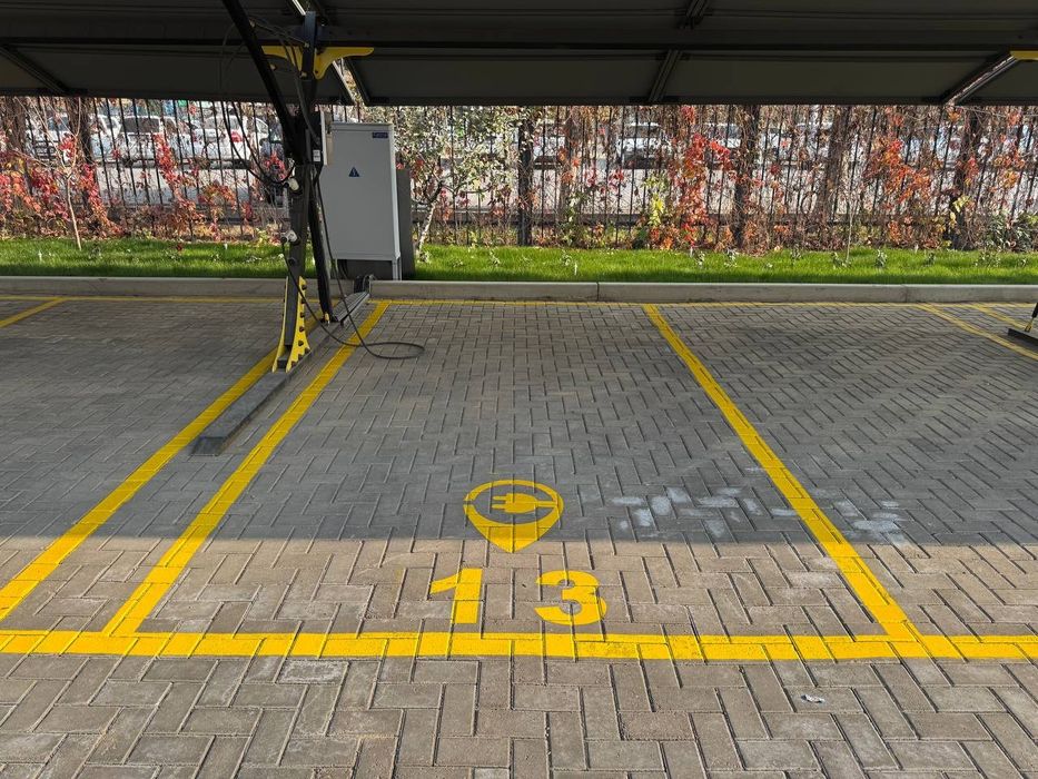 Razmetka yoʻl chiziqlari