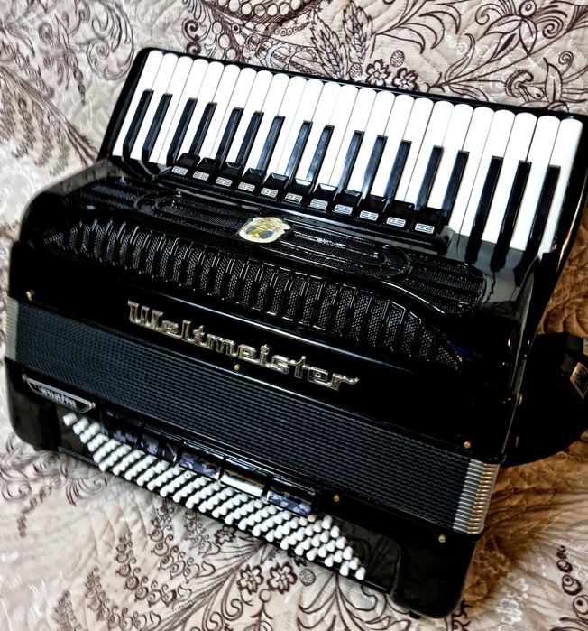 Acordeon Weltmeister Supita seria 11000