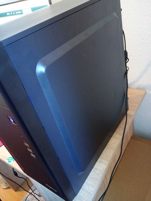 Carcasa PC Segotep V5 Black (suporta 6 ventilatoare)