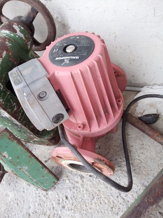 Pompa Grundfos UPS 65-120 F