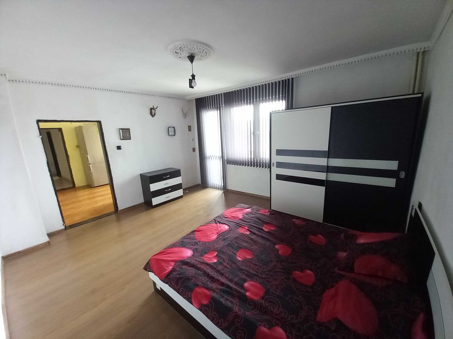 Продава се Двустаен апартамент в Разград, Лудогорие - 67 кв.м за 1217 €/кв.м - Снимка #1