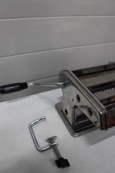 InnovaGoods Машина за паста, 3 ролки за спагети, талиателе, лазаня