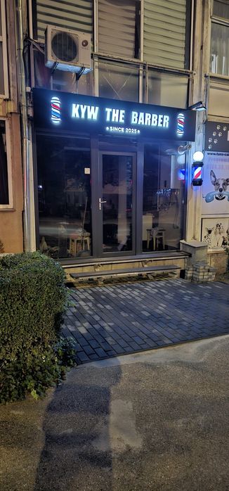 Închiriez post de frizerie-Colaborare frizer-salon premium