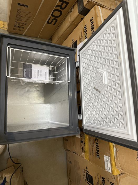 Продам морозильник