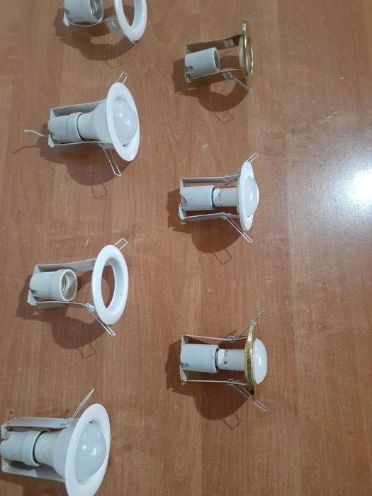 Продам светильники