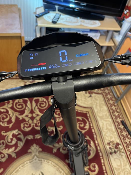 Vand trotineta Kukirin G2 2024