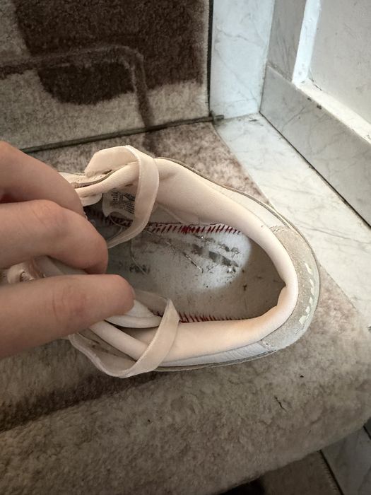 Обувки nike с кадифени връзки