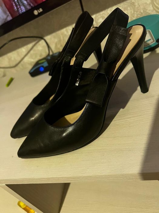 Туфли женские кожаные