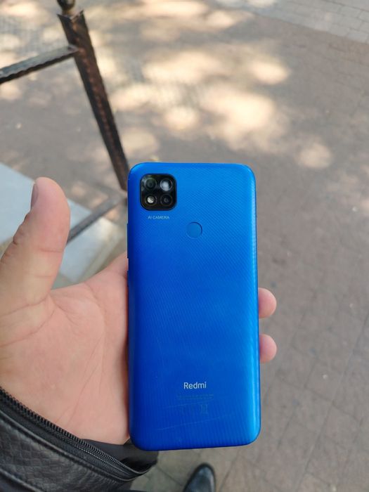 Продам телефон Redmi 9c состояние отличное