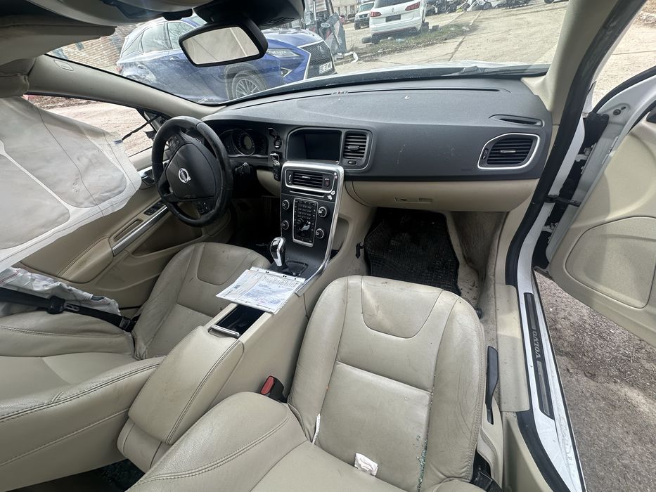 Volvo S60 2016 2.0 D  Euro 6 avariat D4204