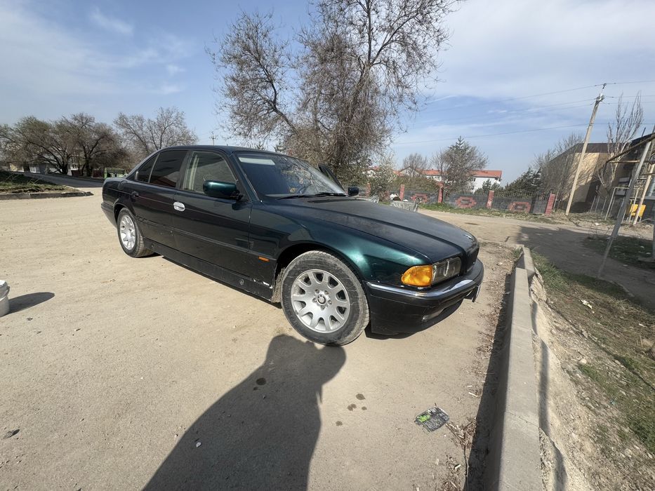 Бмв е 38 в средним состояние