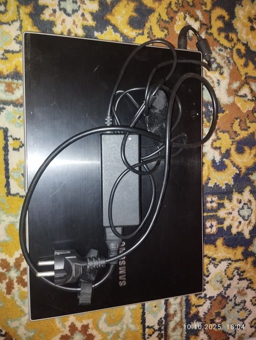 Продам ноутбук в рабочем состоянии