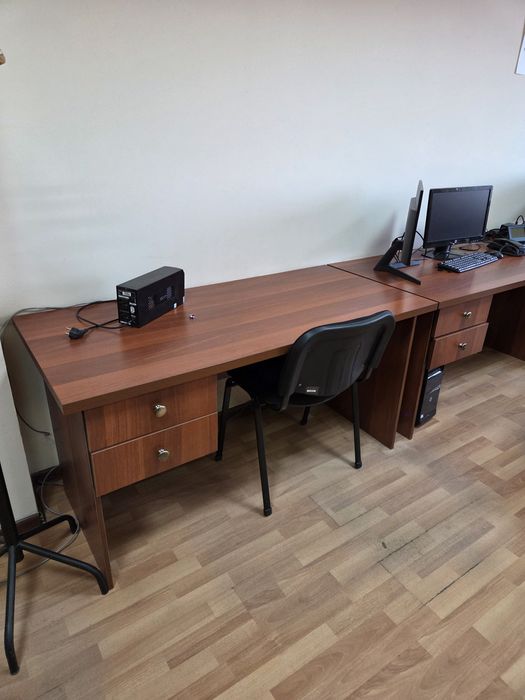 Продается офисная мебель