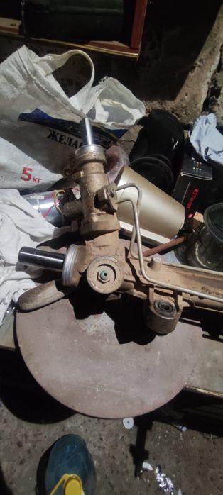 Продам рулевую рейку