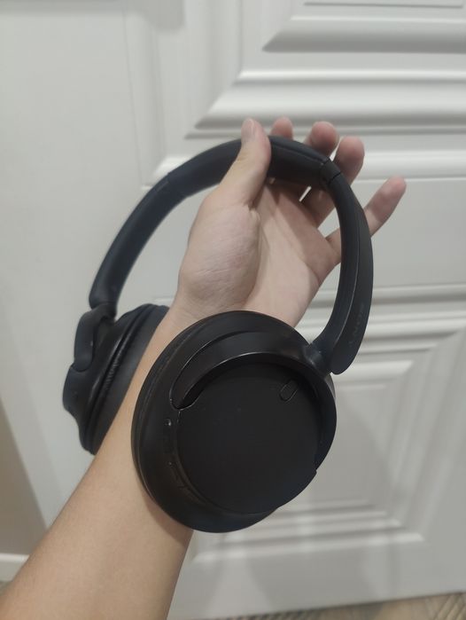Наушники Sony WH-CH720N
