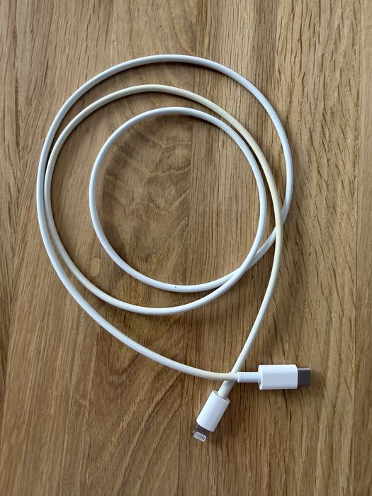 iPhone 13 – 128 GB – stare bună