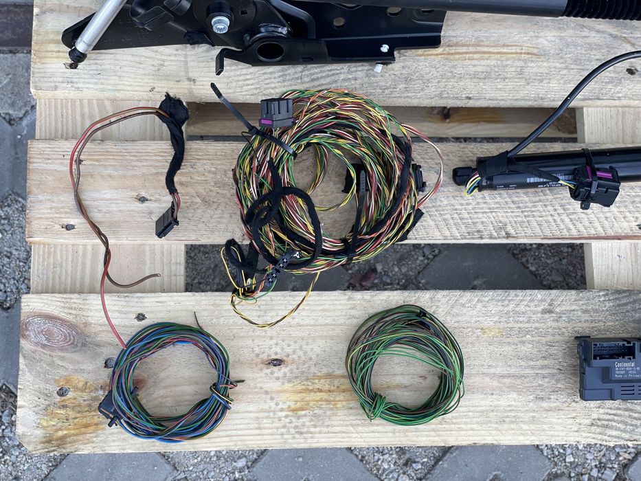 Комплект Автоматичен багажник AUDI A7 4G