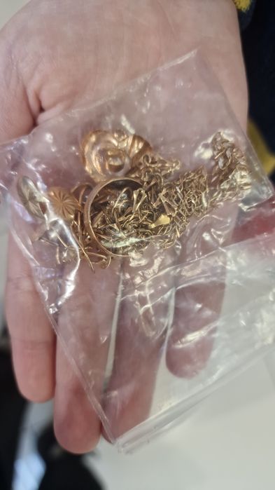 Продам кольца, и лом.