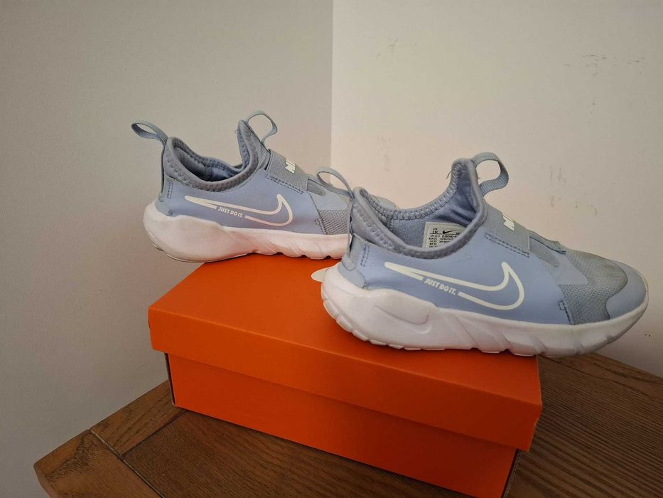 Vand Pantofi Sport Alergare pentru Copii Nike Flex Runner 2 marime 31