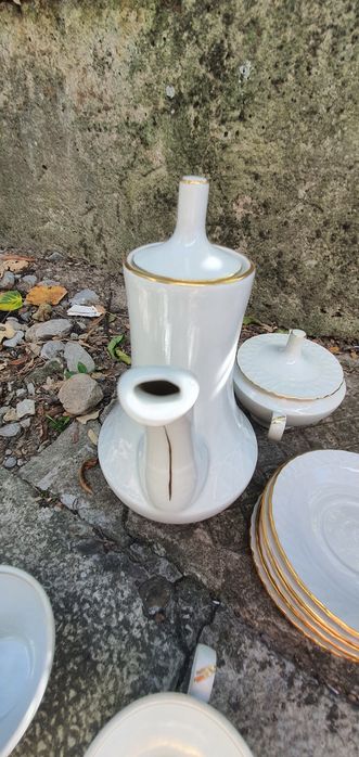 Порцеланови сервизи за чай и кафе