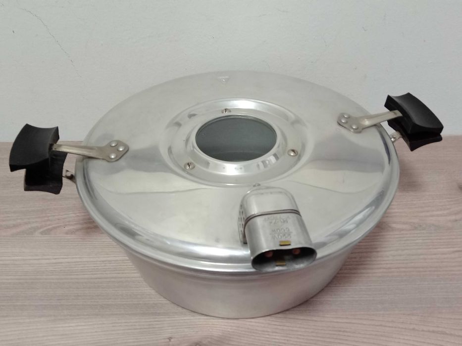 Електрическа тенджера.Нова.