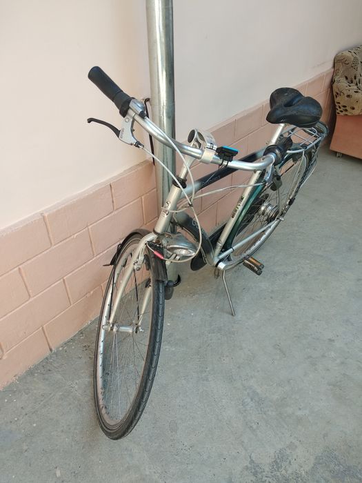 Голландский шоссейный велосипед