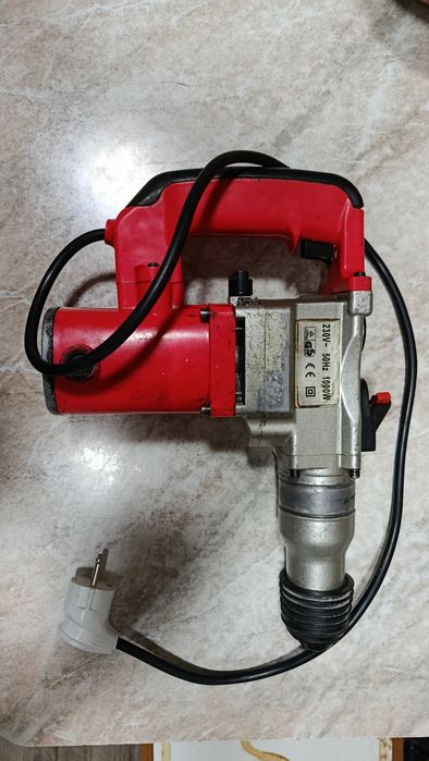 Продам перфоратор ( Хаммер) бу рабочий