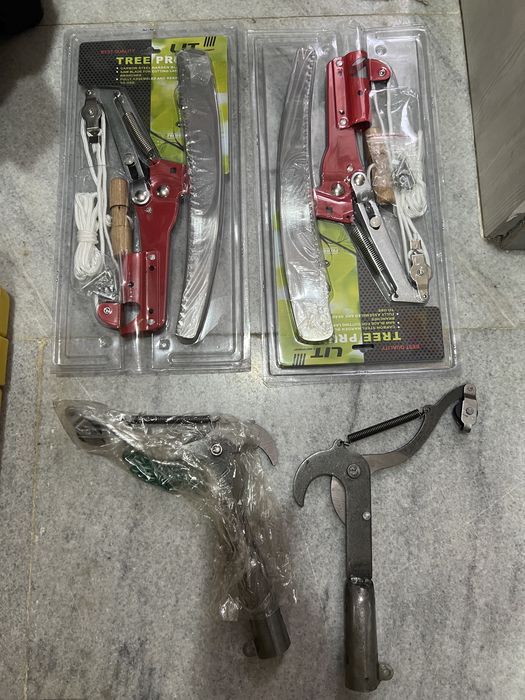 Высоторез-кусторез телескопический аккумляторный