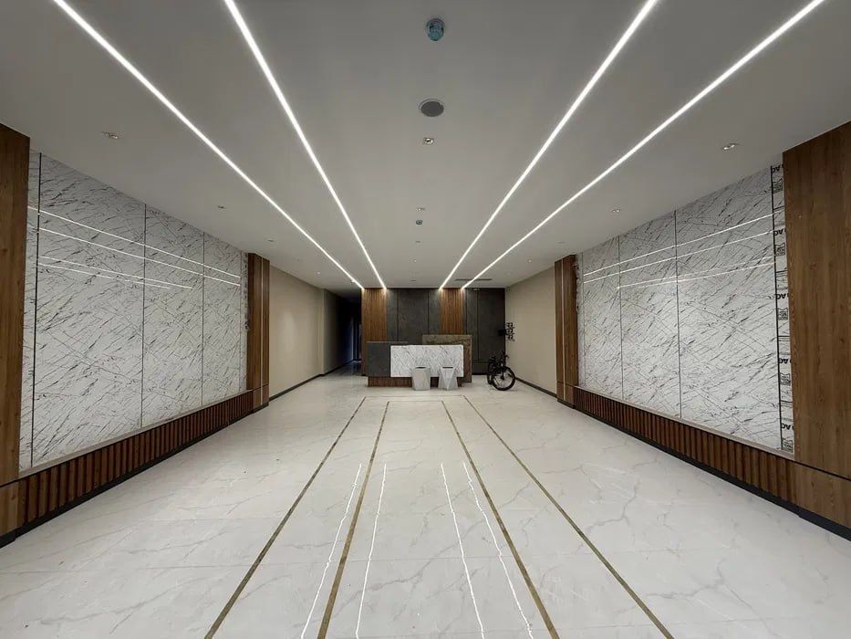 Метро Бий, ЖК Brooklyn , 3-х комнатная квартира , есть парковка.